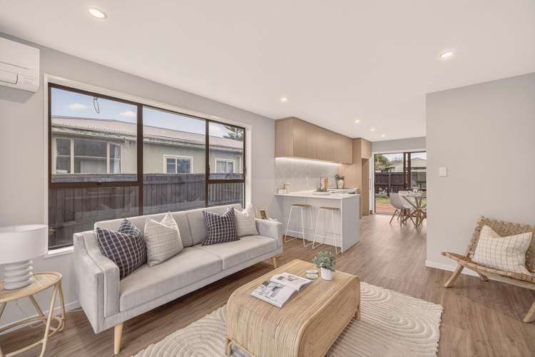 2/22 Marine Parade_3