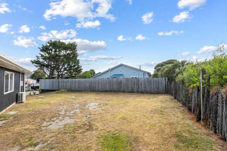16A Karaka Street Otaki Beach_31