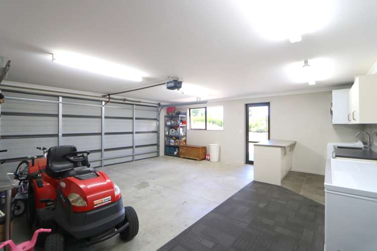 357 Oreti Road Otatara_29
