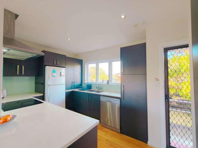 2/56A Killarney Street Takapuna_8