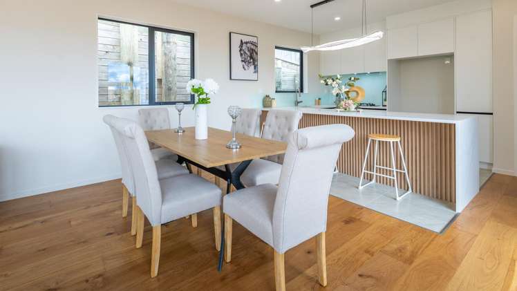 144 Ninth View Avenue Beachlands_11