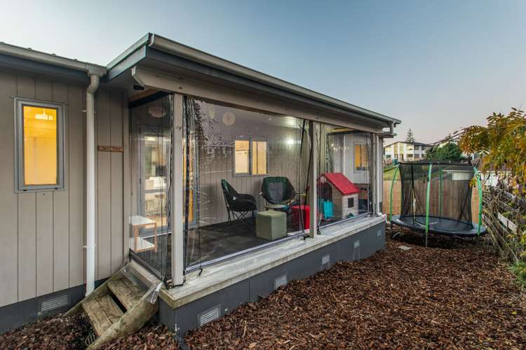 72 Kervil Avenue Te Atatu Peninsula_17