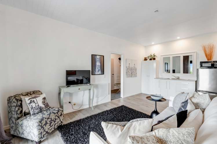 30 Duncansby Road Stanmore Bay_13