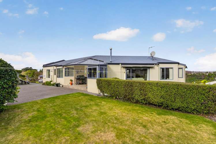 3 Julies Way Rangatira Park_3