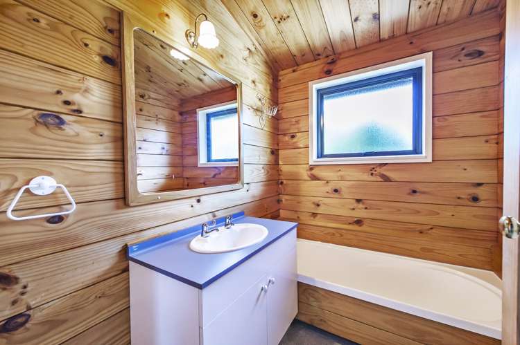 43 Mclaughlins Road Darfield_17