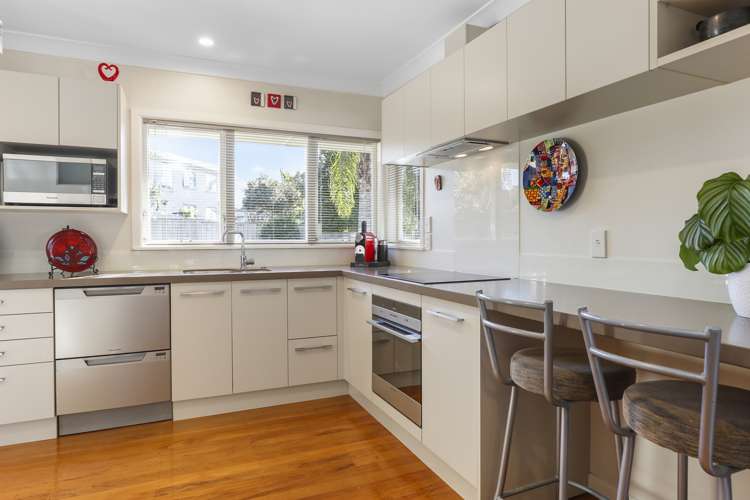 14 Glenmore Road Sunnyhills_4