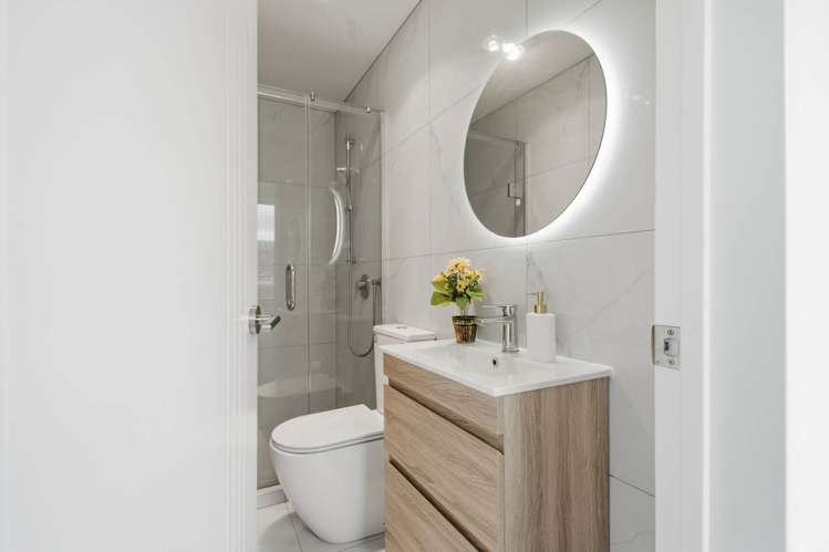 2/5 Browns Road Manurewa_17