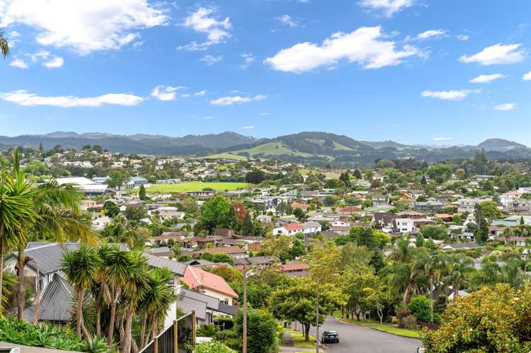 32 Magnolia Avenue Te Kamo_7