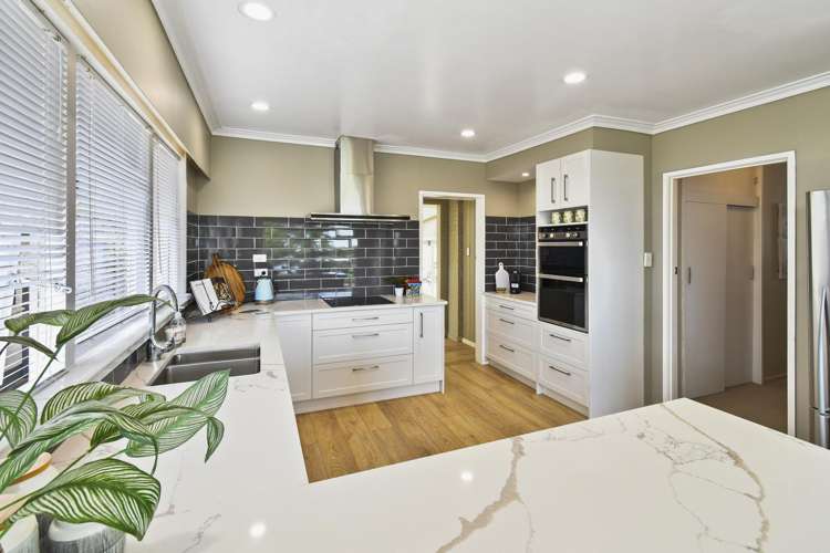 8 Hamlet Place Pukekohe_3