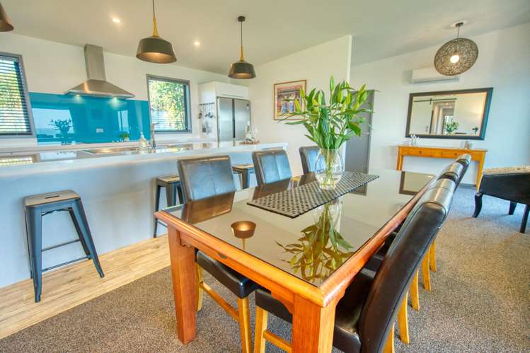 14 Tasman View Road Paroa_12