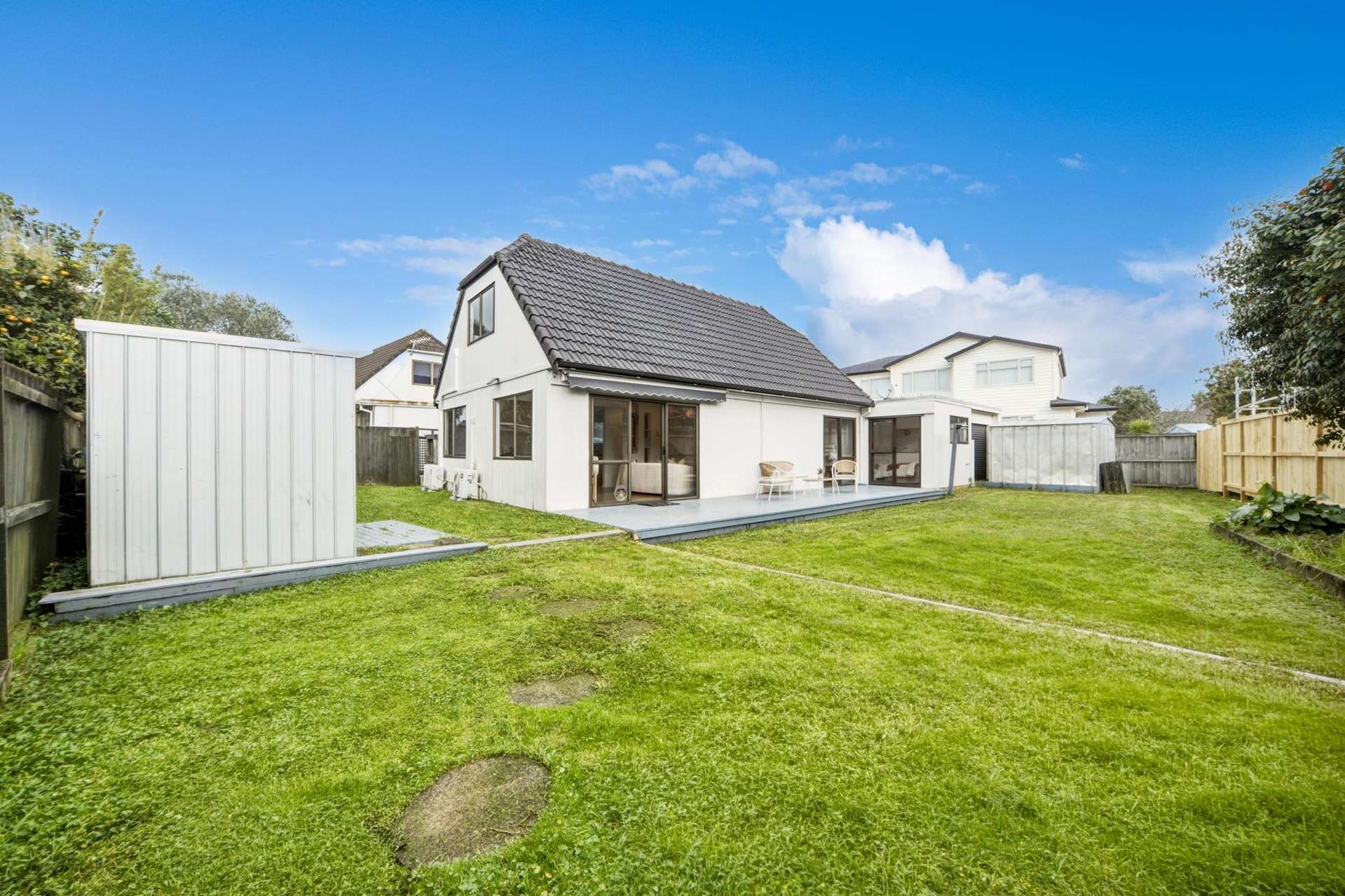 2/327 Bucklands Beach Road Bucklands Beach_0