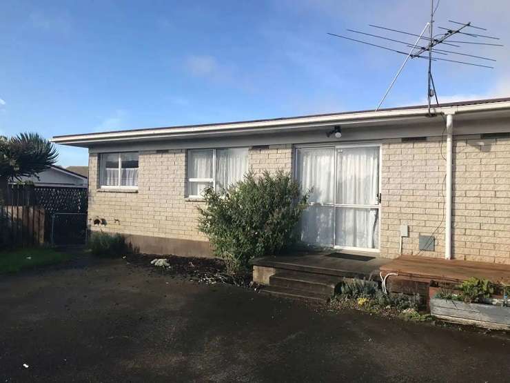 A 17sqm studio apartment on Anzac Avenue, in Auckland Central, was pitched as a must-sell. Photo / Supplied