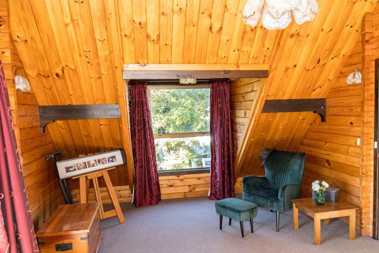 2 Teal Valley Road Hira_9