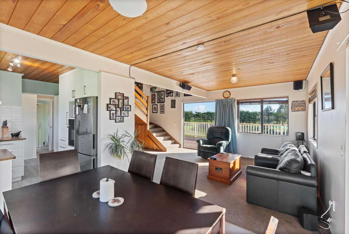 593 Waikawa Beach Road_3