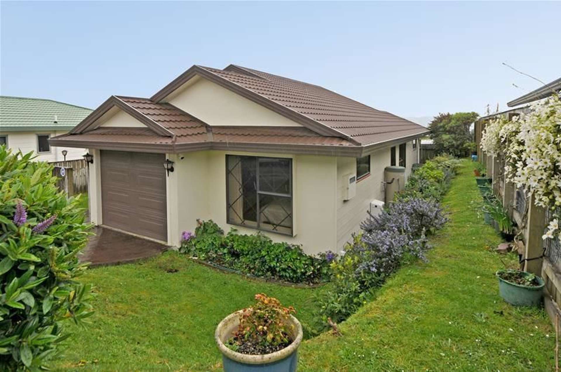 2 Sunningdale Lane Woodridge_0