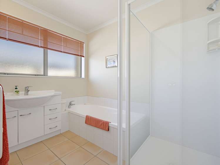 10 Chatswood Place Rototuna_23