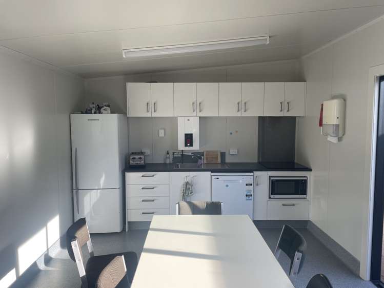 47 Thomas Neal Crescent Trentham_10