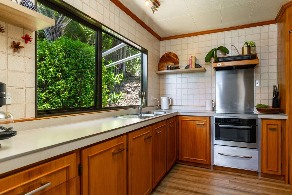 2069 Queen Charlotte Drive_5