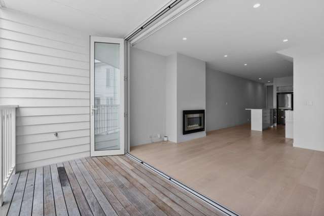 8/83 Hinemoa Street 10868_3