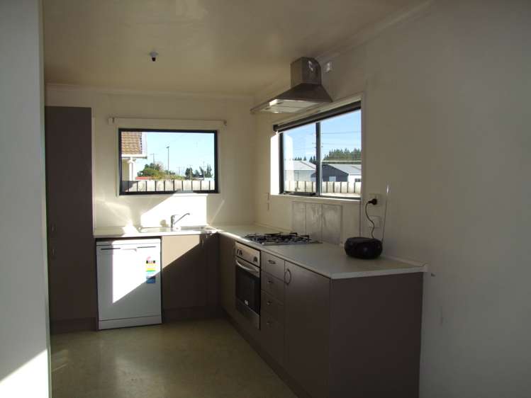 33 Elderlee Street Milton_6