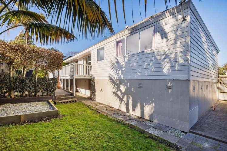 76C Malvern Road Mt Albert_16