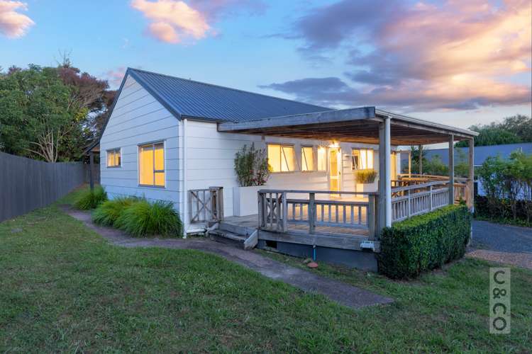 28 Great North Road Riverhead_26