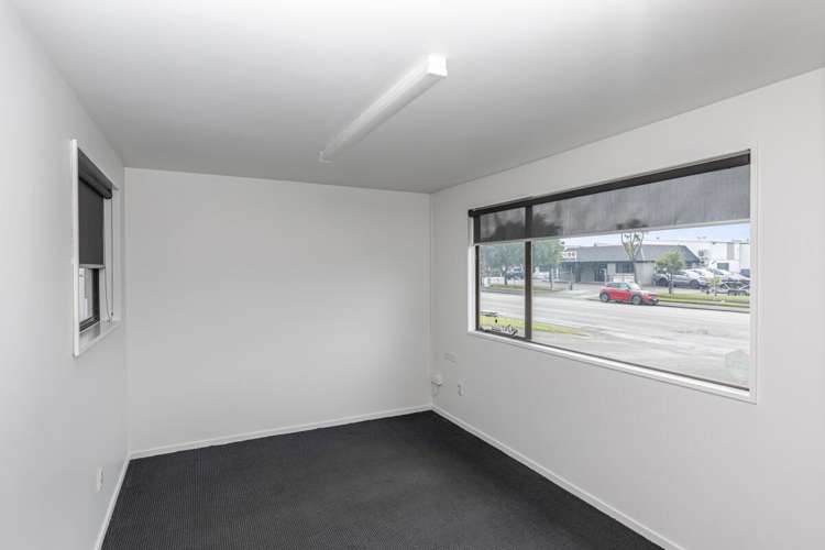 36 Edmonton Road Hornby_13