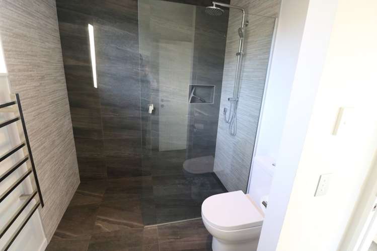 45b Erskine Street Dalefield/Wakatipu Basin_5