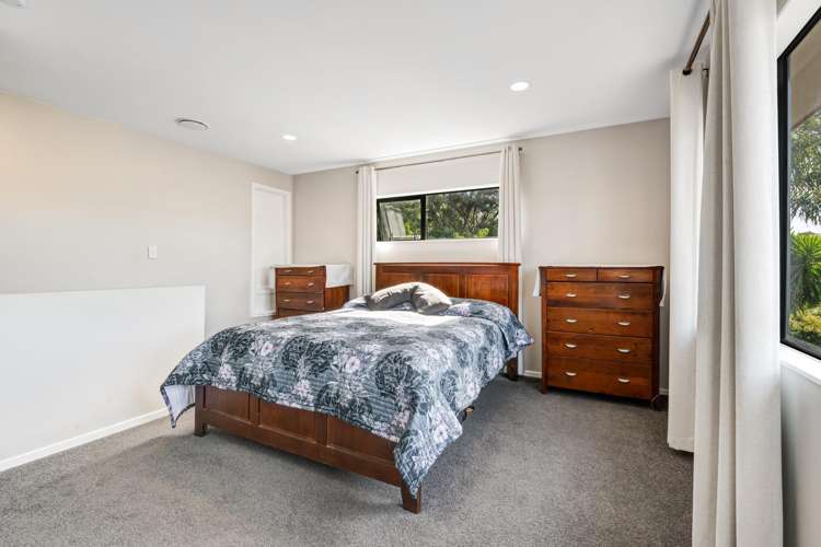 8 Empressa Heights Helensville_18