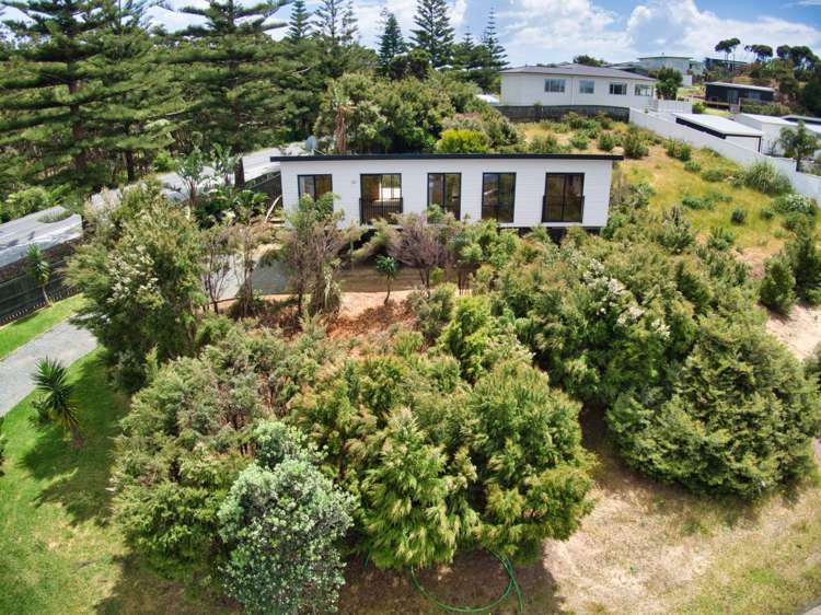 1 Seabreeze Road Mangawhai Heads_18