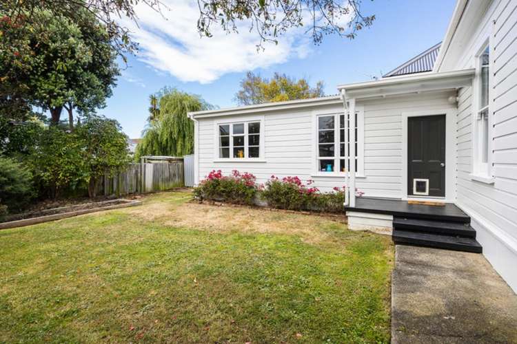 B/23 Royal Crescent Saint Kilda_9