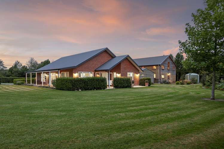 49 Stott Drive Darfield_18