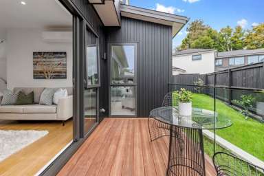 8/42 Codrington Crescent_2