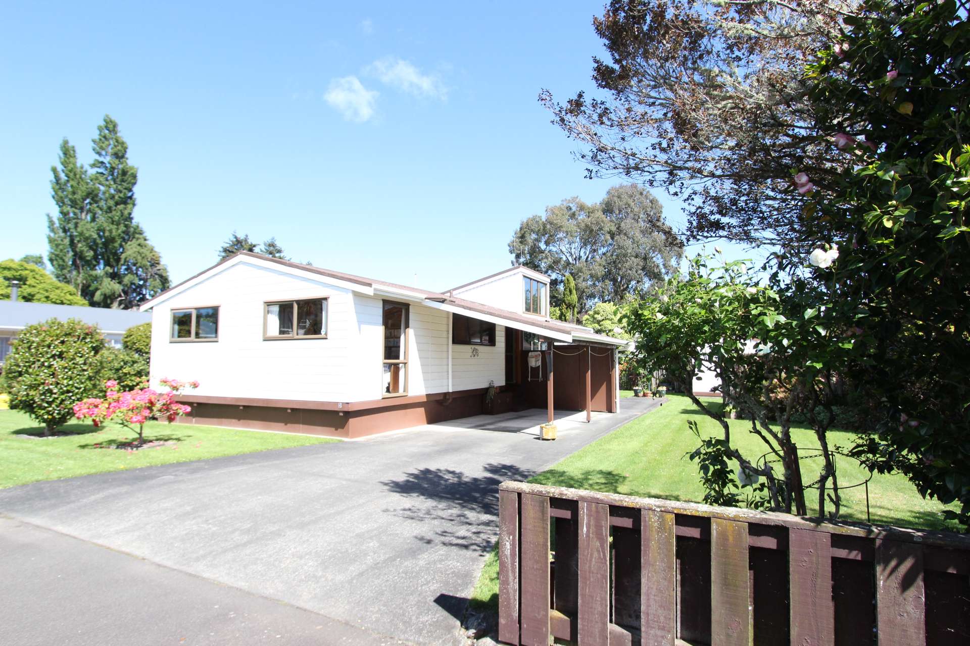 5d Churchill Street Pahiatua_0