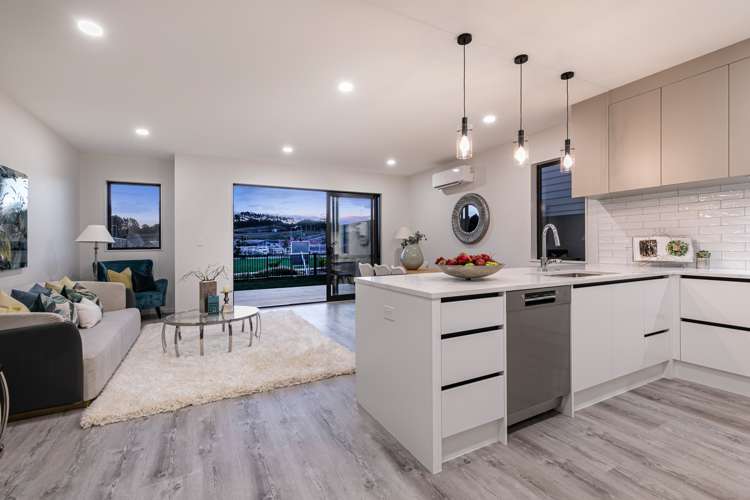 6 Paparahi Place Wainui_17