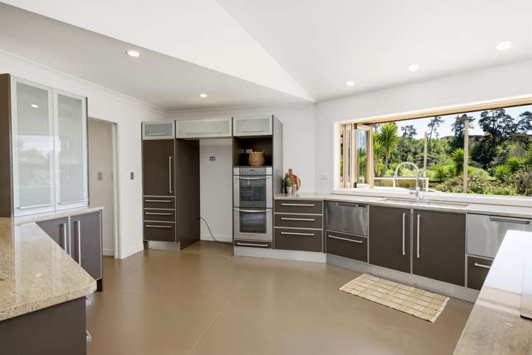 19 Waioroi Place Oropi_27