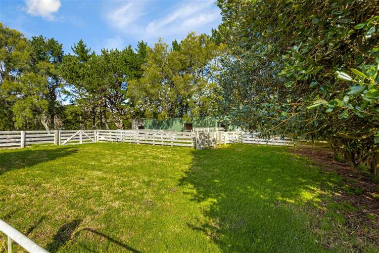 192 Muriwai Valley Road Muriwai_36