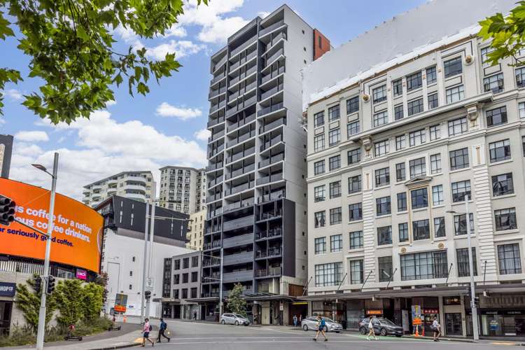 702/19 Anzac Avenue_0