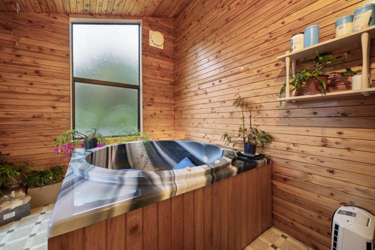 22 Kaponga Street Wainuiomata_14