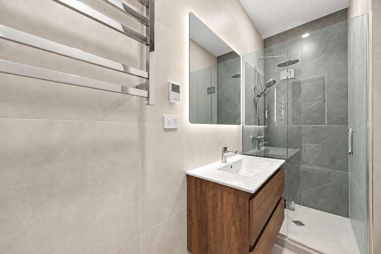 6 Furlough Road Opaheke_26