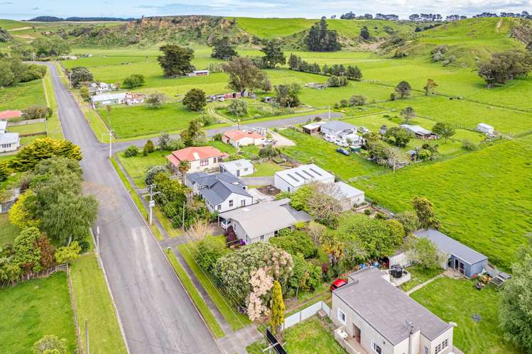 36 Ihupuku Street Waitotara_15