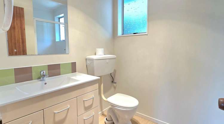  A/3 Spruce Grove Rānui_8