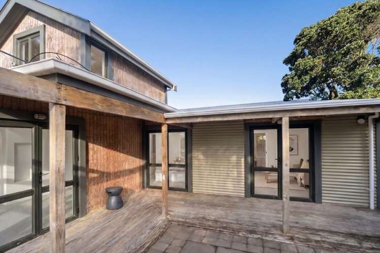 207 Manly Street Paraparaumu Beach_5