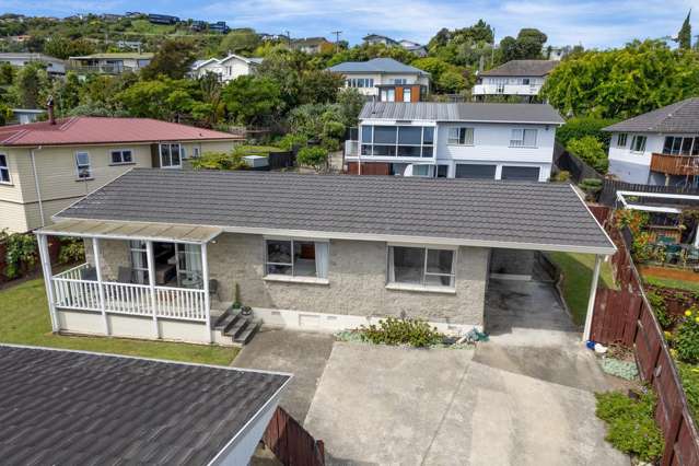 2/225 Annesbrook Drive Wakatu_4