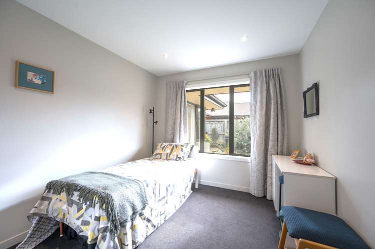 28 Cambelldon Crescent Stoke_18