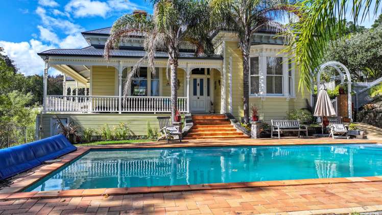 107 Victoria Street Thames_12