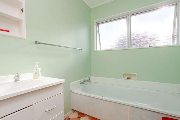 323 High Street Dannevirke_11