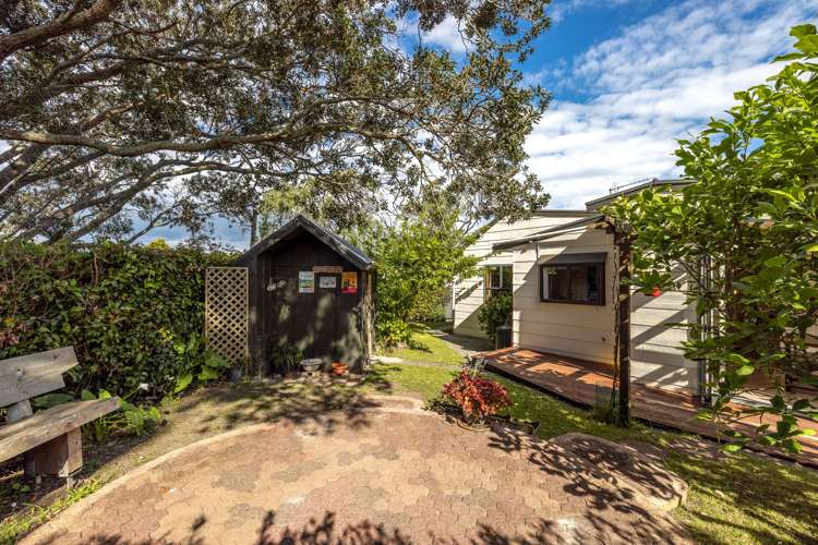 43 Tahatai Road Oneroa_20