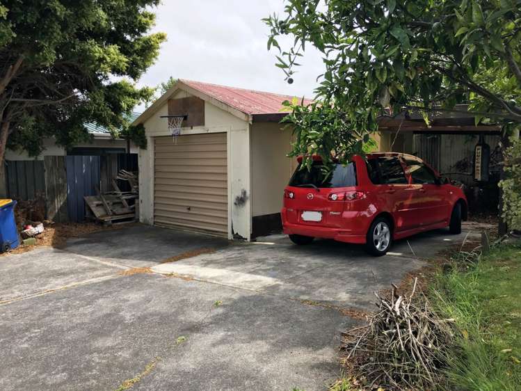 15 Hinau Street New Lynn_7