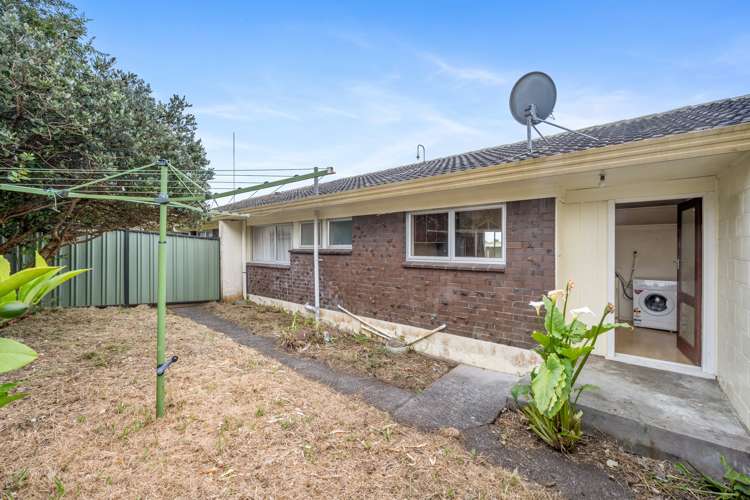 2/17 Ballater Place Highland Park_11